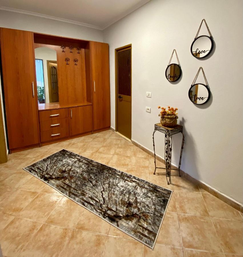 Lucas Apartment 2 Tirana Exterior photo
